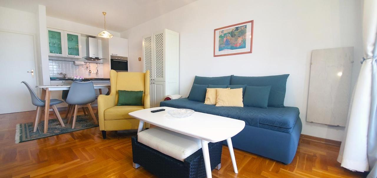 Panorama Apartment Tar-Vabriga ภายนอก รูปภาพ