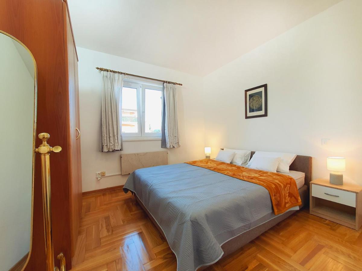 Panorama Apartment Tar-Vabriga ภายนอก รูปภาพ