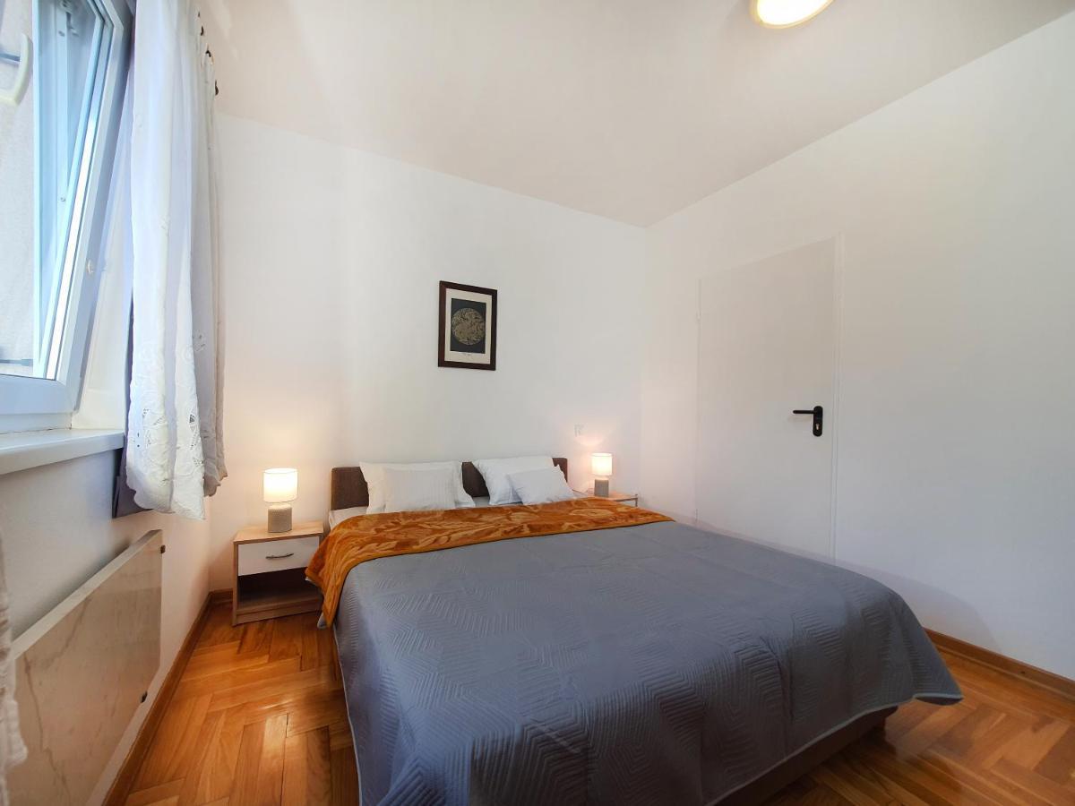 Panorama Apartment Tar-Vabriga ภายนอก รูปภาพ